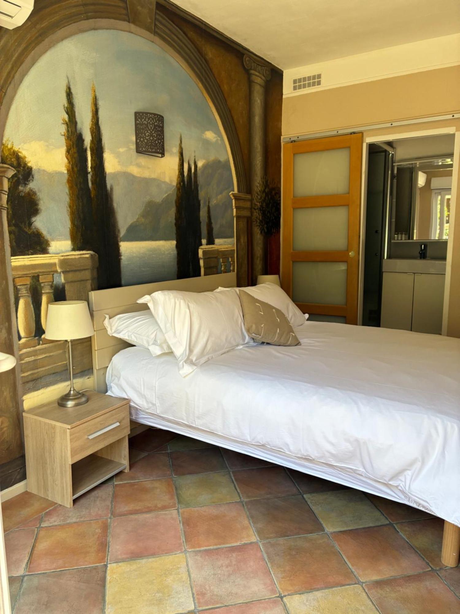 Hotel L'Escale Au Soleil Saint Aygulf Zewnętrze zdjęcie